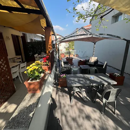 Panzió Beb I Portici