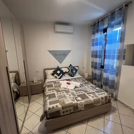 Beb I Portici فندق مبيت وإفطار تْشيرنوبيو