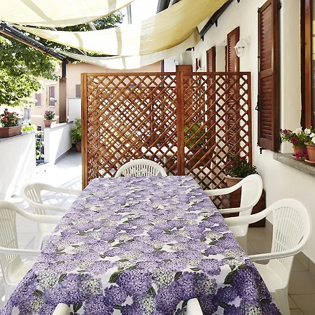 Beb I Portici 3* تْشيرنوبيو