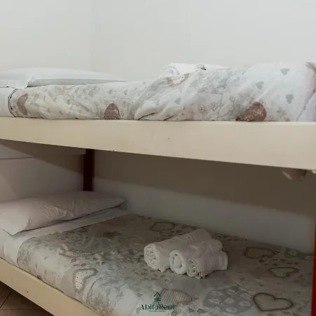 Oda ve Kahvaltı I Portici - 3*