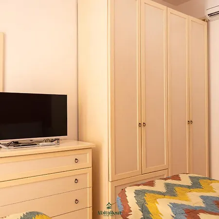 I Portici - Oda ve Kahvaltı Cernobbio