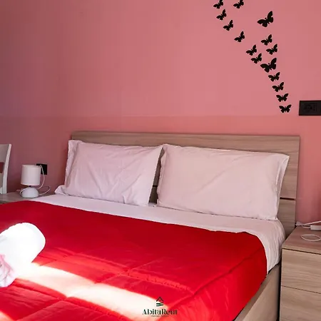 Oda ve Kahvaltı I Portici - 3*